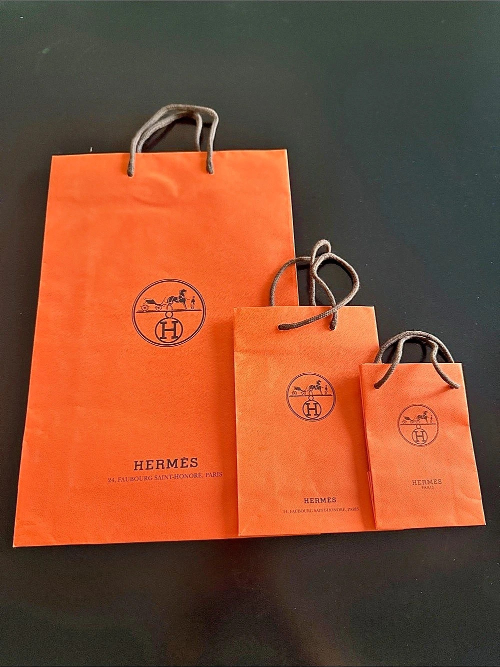 Hermès Classic Orange Shopping Gift Bags Set